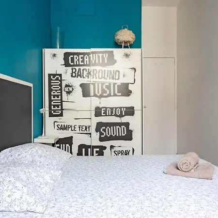 Lovely Spacious Nest In *